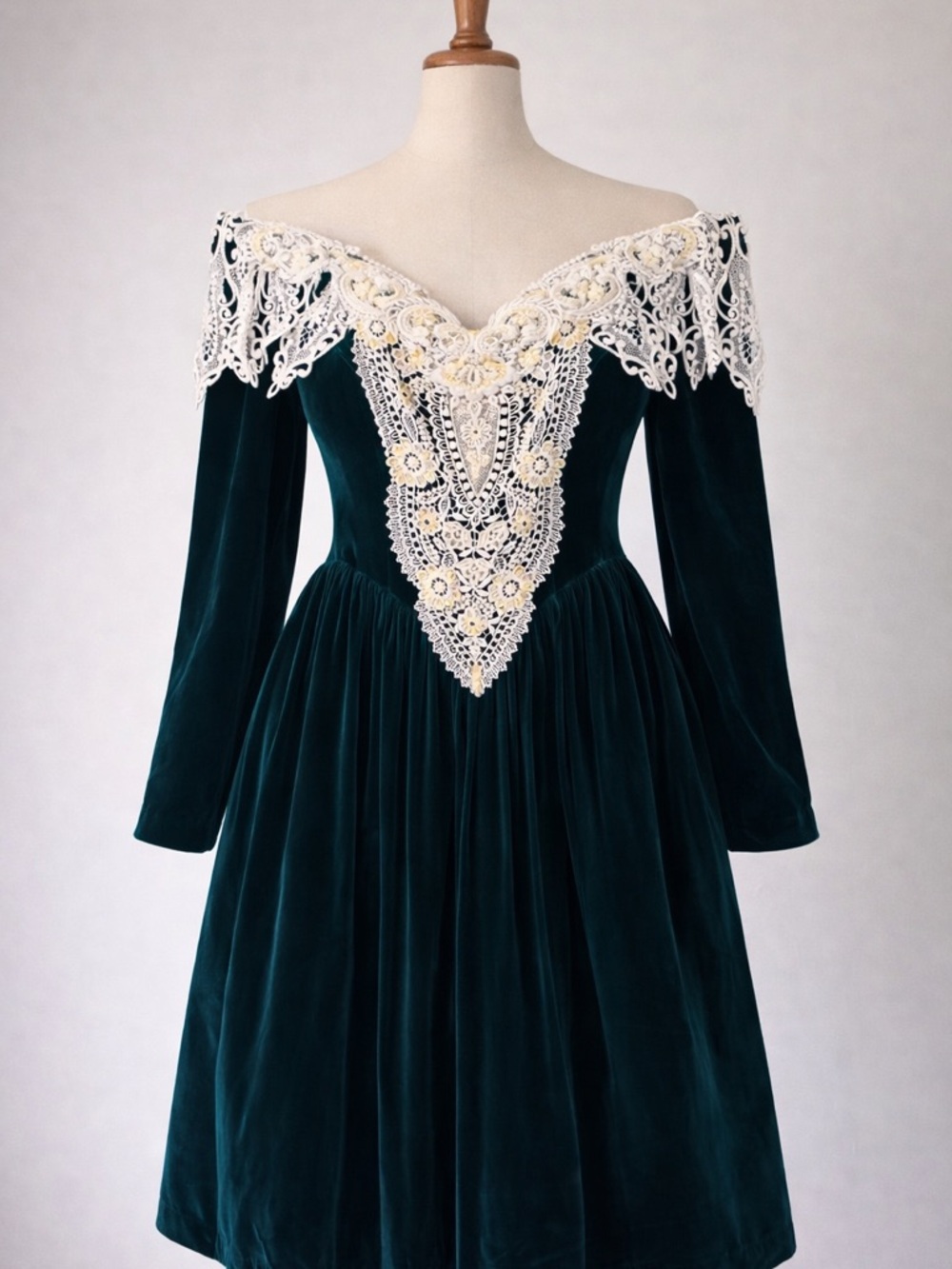 NWT Vintage cottage core coquette jessica McClintock velvet dress